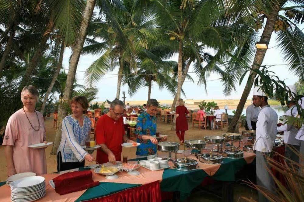 Beach And Lake Ayurvedic Resort, Kovalam Exterior foto